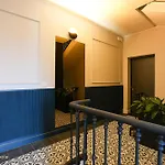 White Oasi, Trilocale A Torino